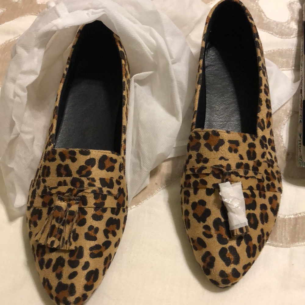 Leopard flats